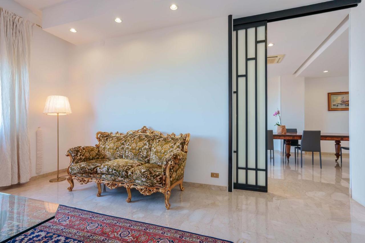 Ai Marinai Bed and Breakfast Taranto Exteriör bild