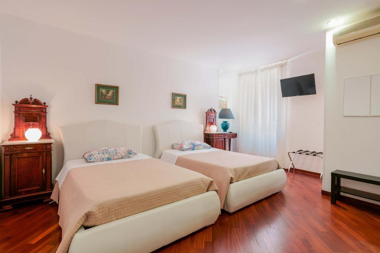 Ai Marinai Bed and Breakfast Taranto Exteriör bild