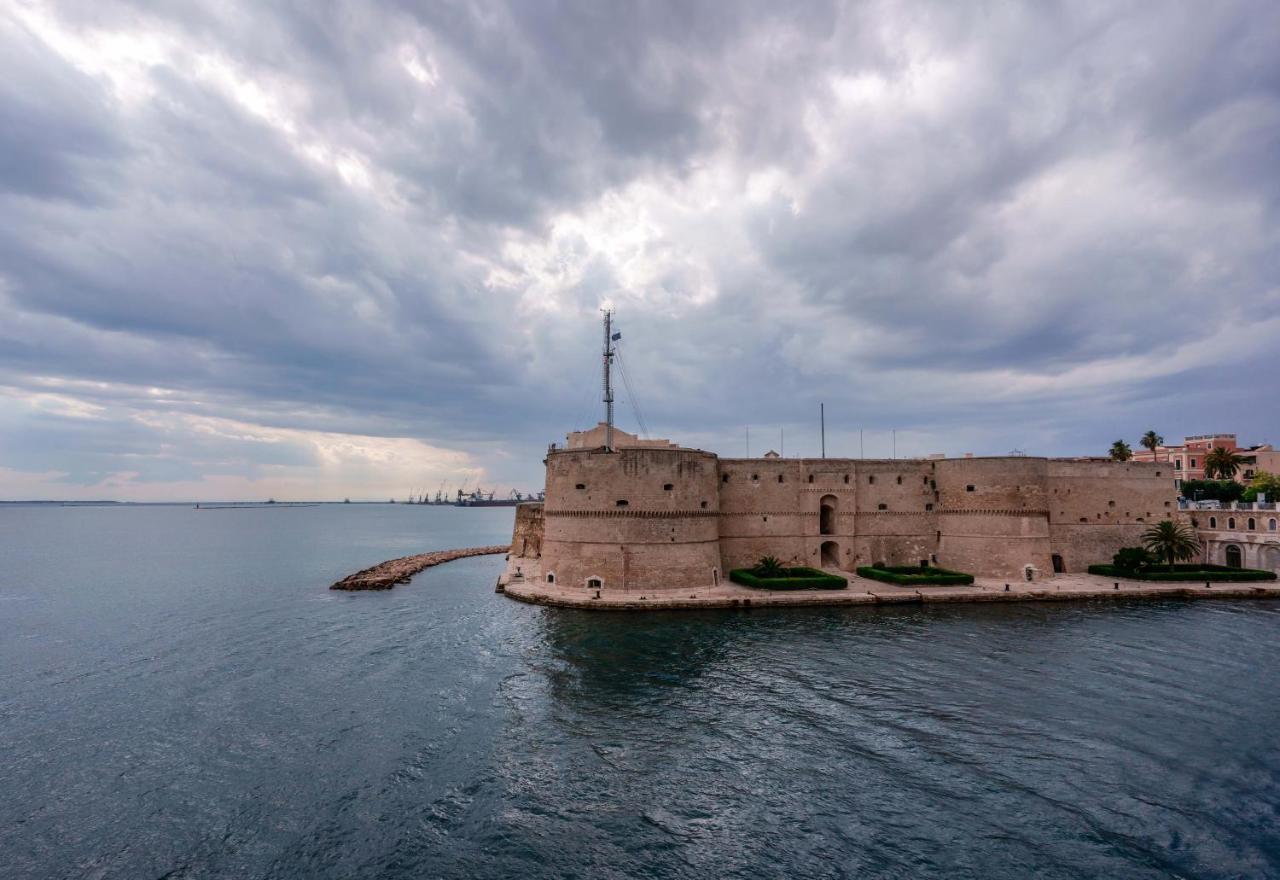 Ai Marinai Bed and Breakfast Taranto Exteriör bild