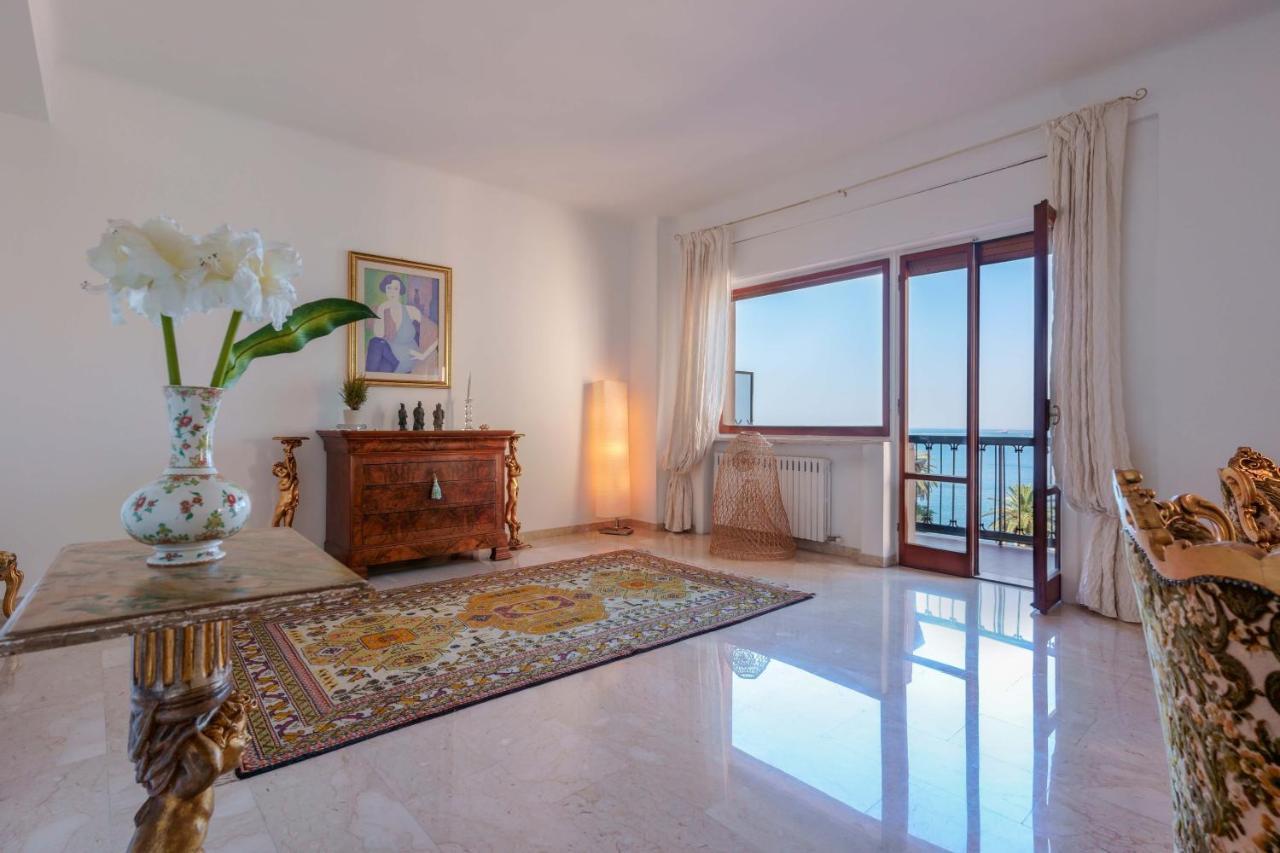 Ai Marinai Bed and Breakfast Taranto Exteriör bild